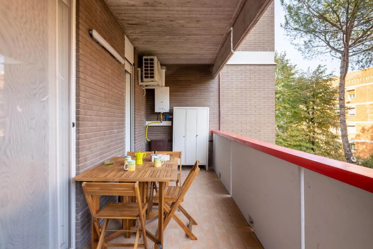 Image 2 of The Green Apartment