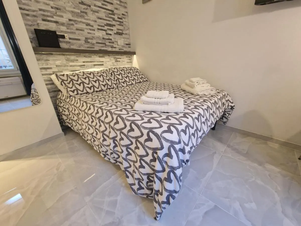 Image 2 of Tiber Apartment in Trastevere
