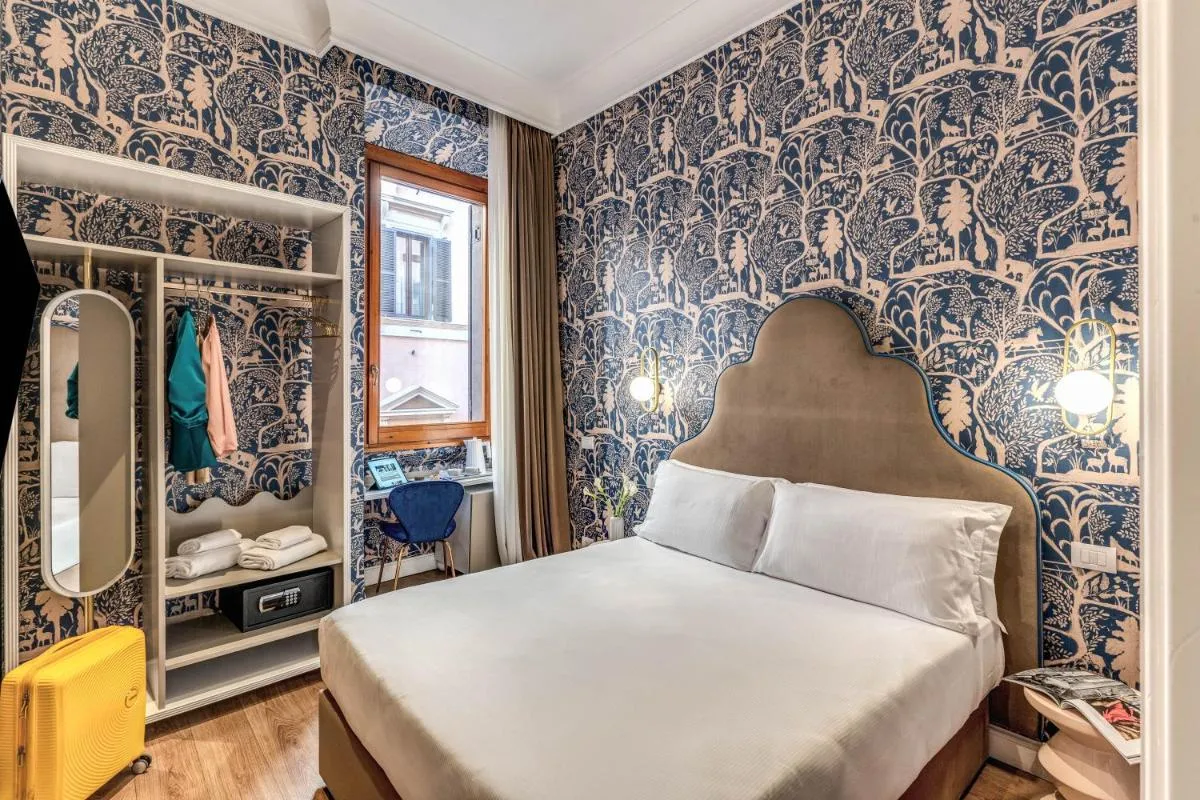Image 1 of Townhouse Condotti 29