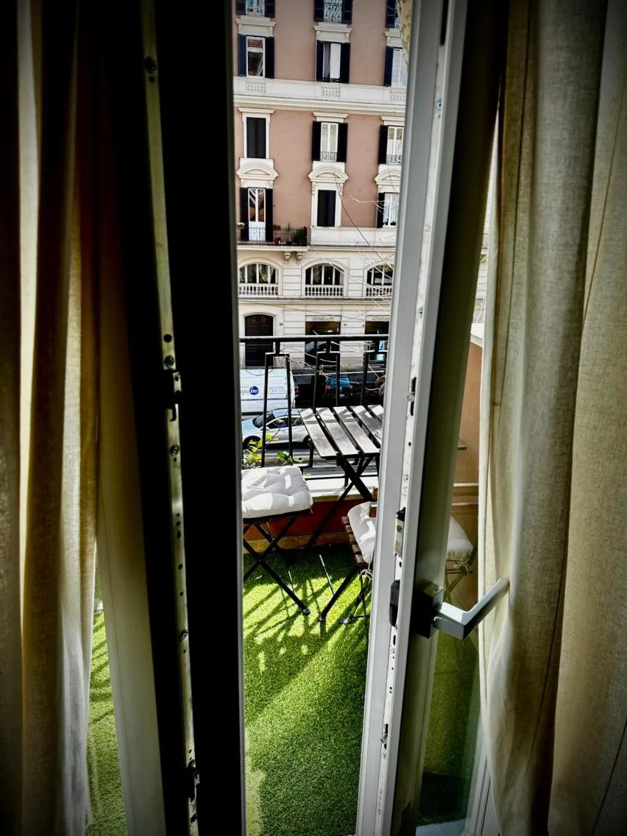 Image 6 of Trastevere House