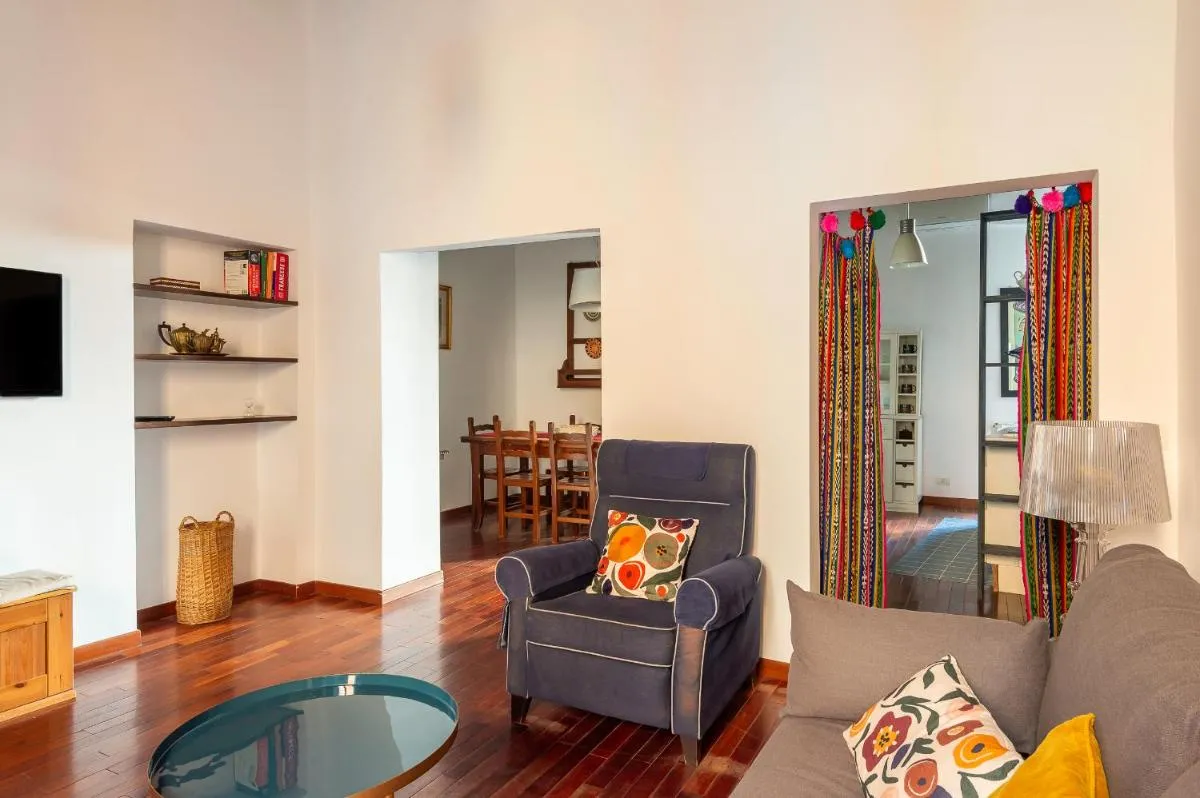 Image 4 of Trastevere Lungaretta apartment