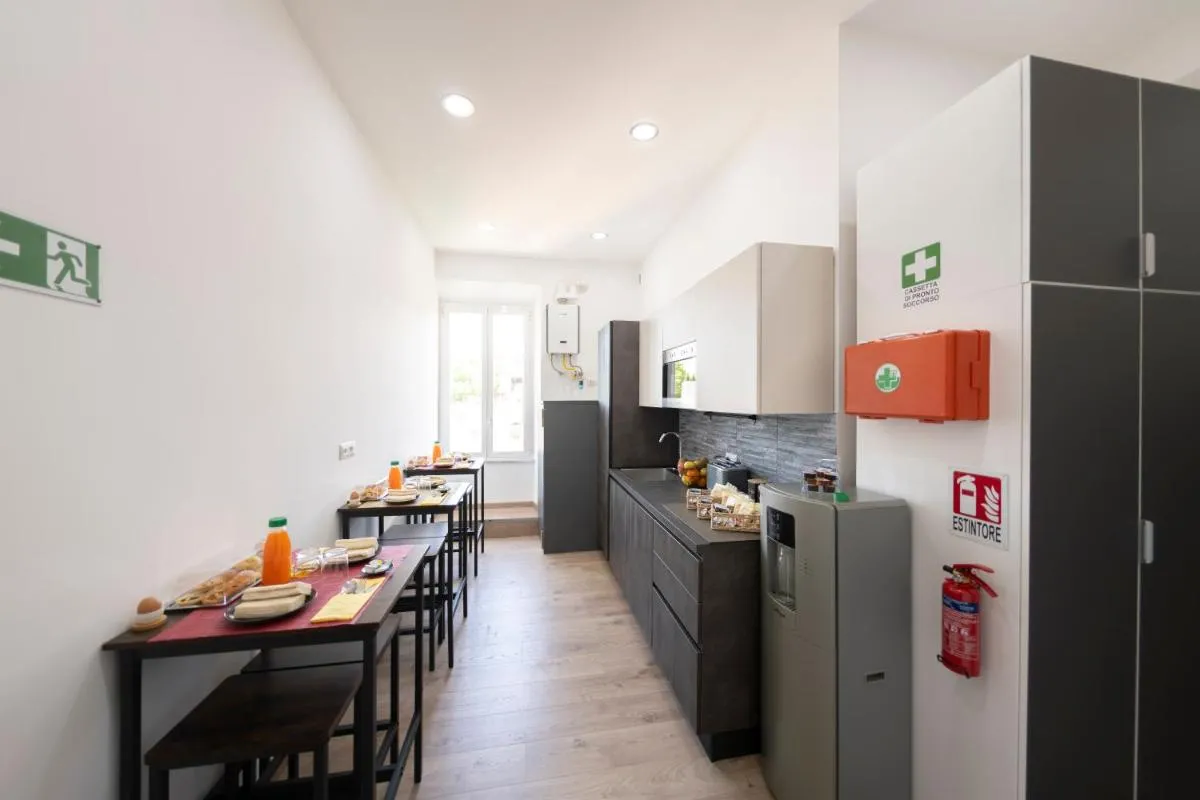 Image 2 of Trastevere New Luxury Rooms