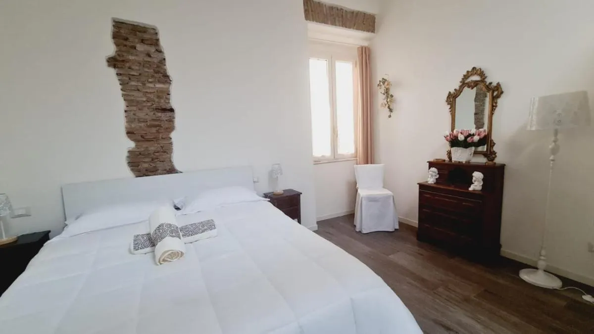 Image 6 of Trastevere rome’s heart charming & cozy appartment 2