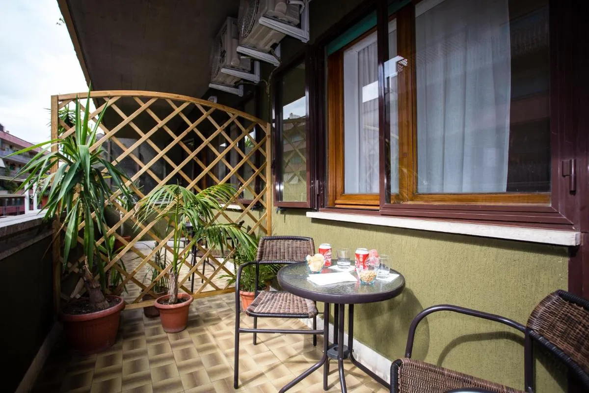 Image 5 of Trastevere’s Friends