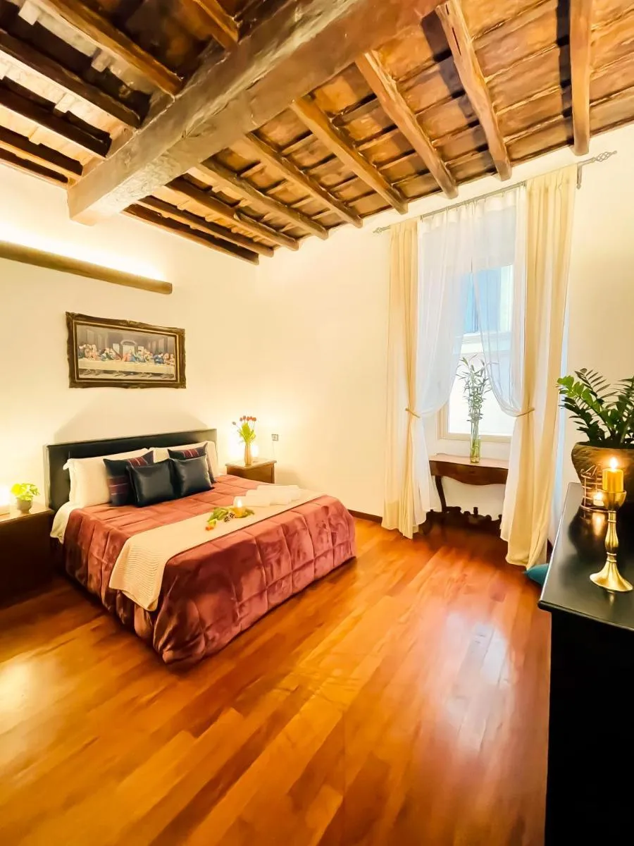 Image 6 of Trevi Fountain Luxury Guest House