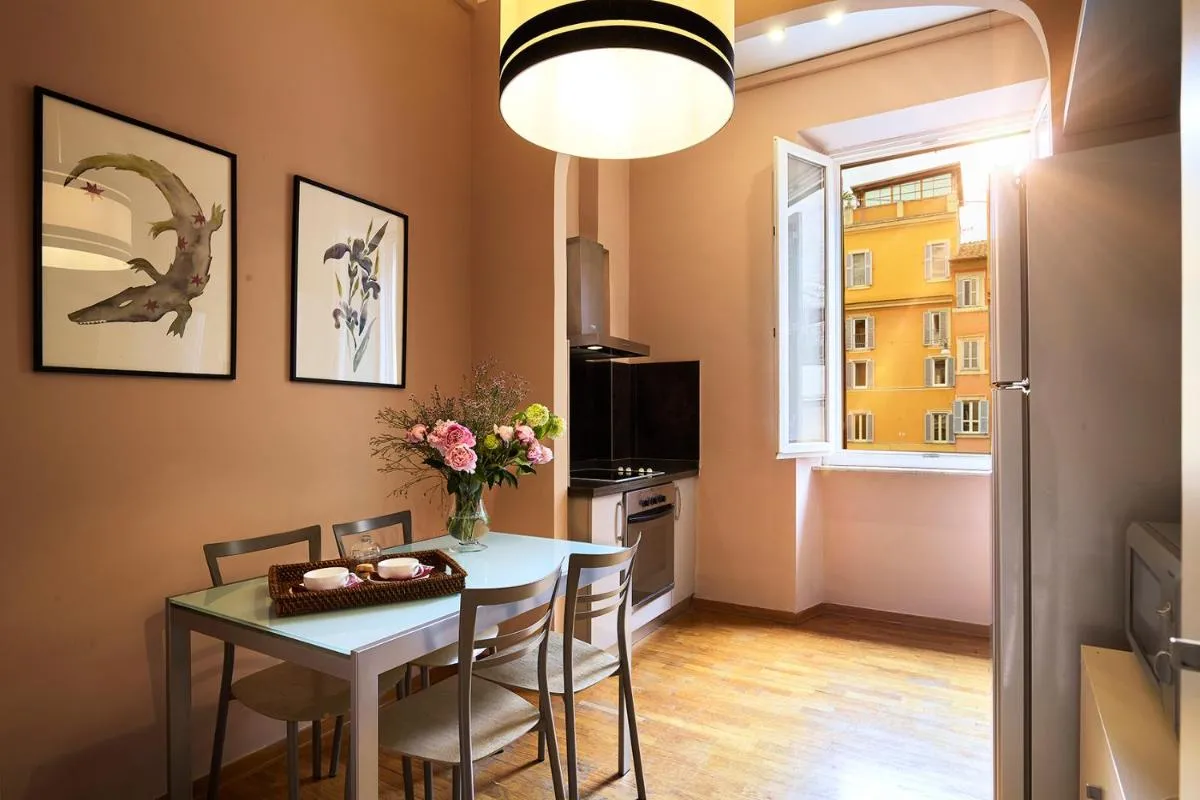 Image 2 of Trianon Borgo Pio Aparthotel