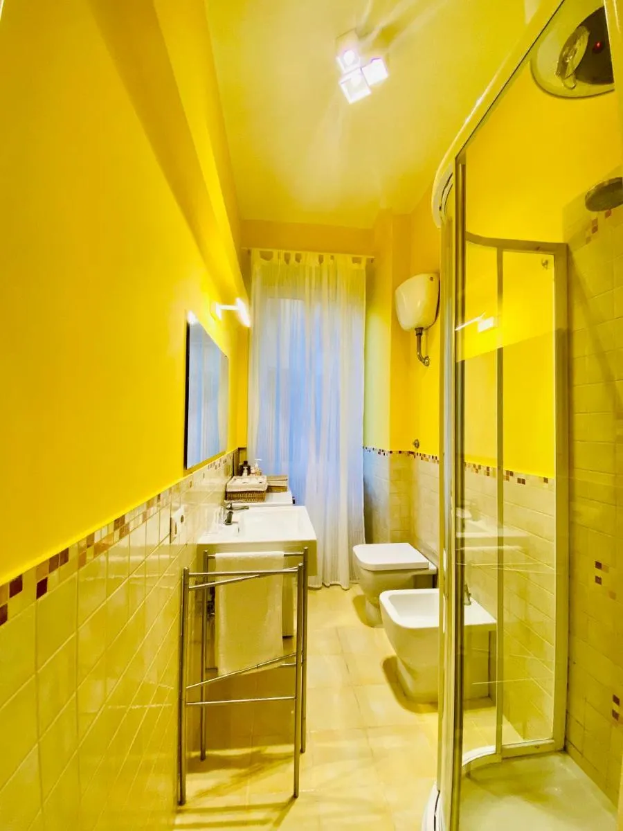 Image 5 of Vale Vatican Apartment
