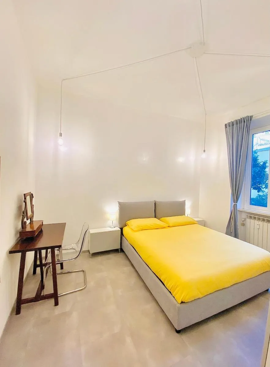 Image 4 of Vale Vatican Apartment