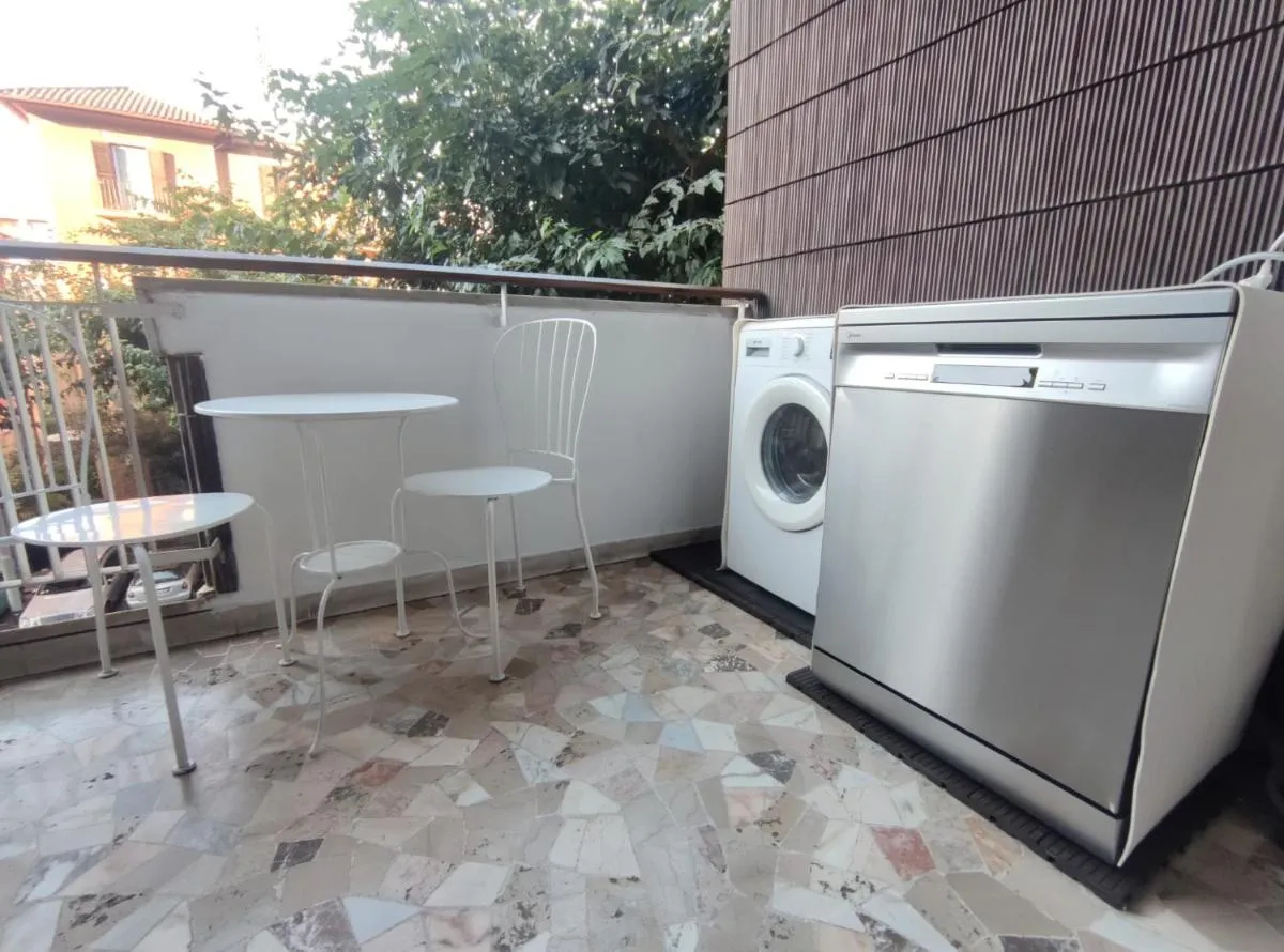 Image 2 of Vanity Apartment – 4 bedrooms with 4 bathrooms – AC & WIFI