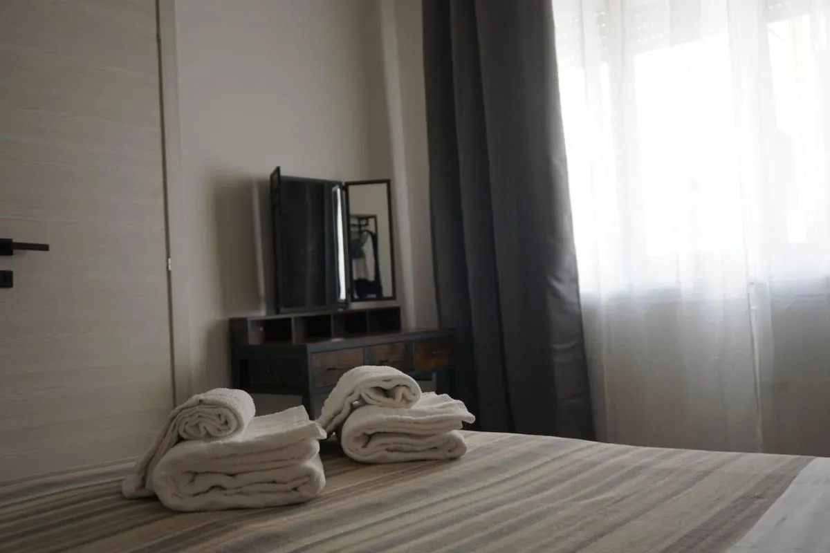 Image 2 of Vatican Fashion Home