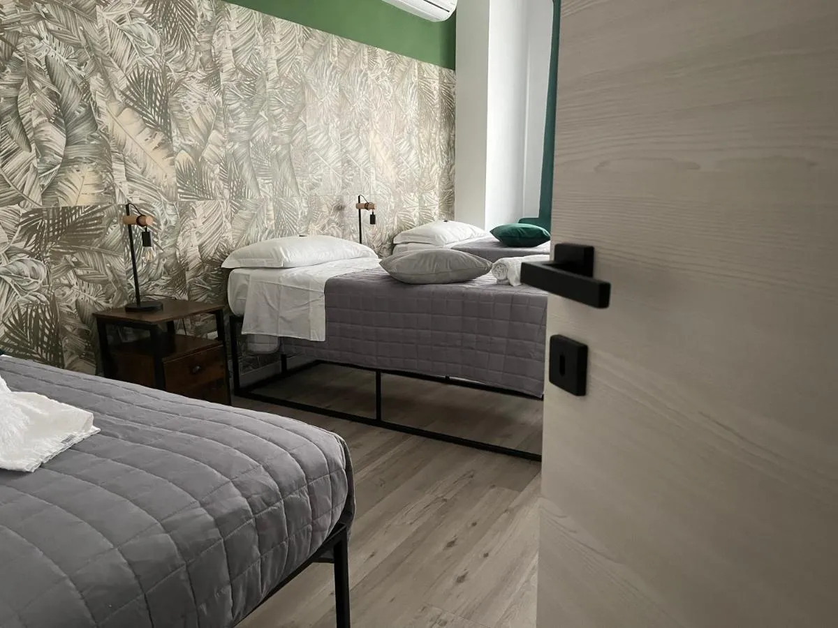 Image 1 of Vatican Fashion Home