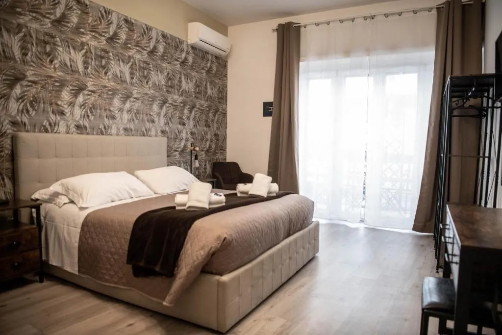 Image of Vatican Fashion Home