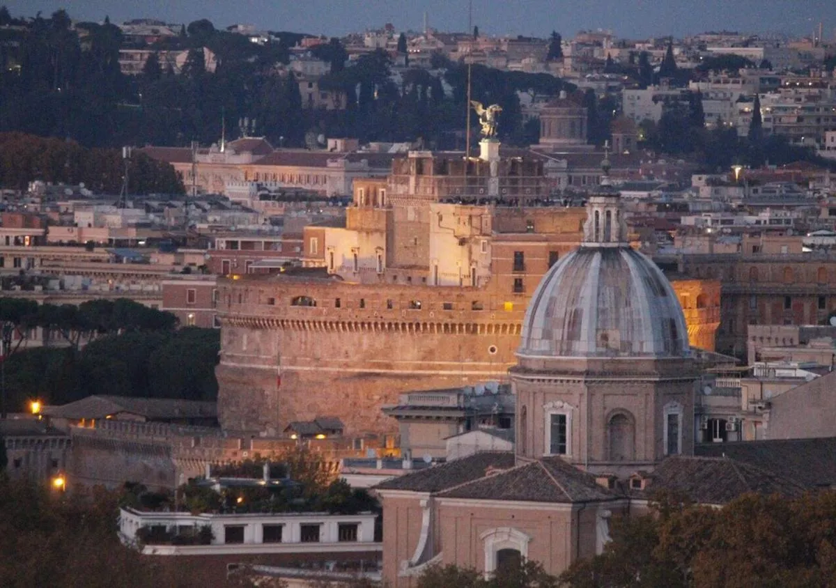 Image 5 of Vatican In The Moonlight Apartment