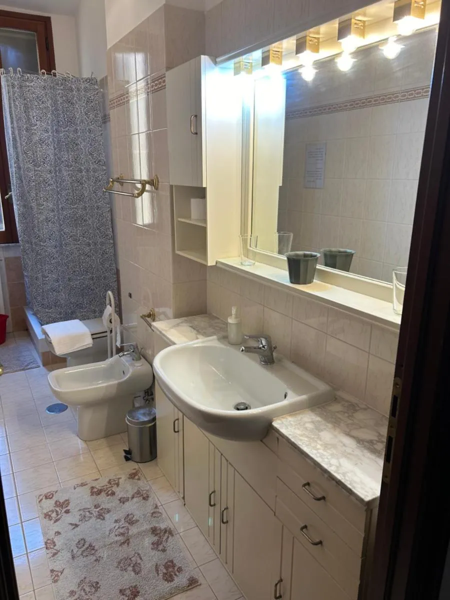 Image 1 of Vatican Vittoria Suite