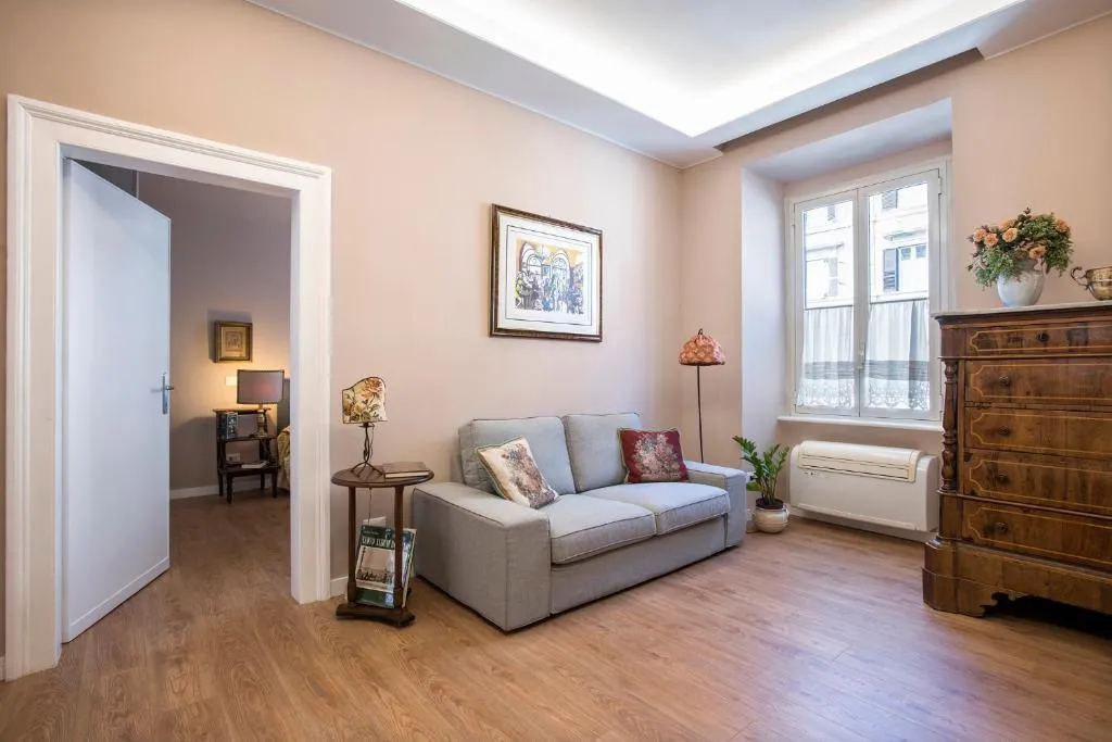Image of Vaticanestrome Elegant 4-Bedroom Apt in Central Rome Near Vatican-