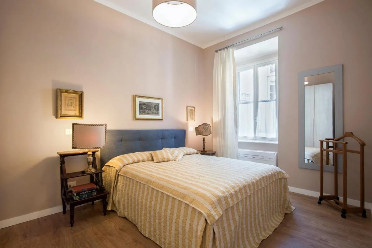 Image 1 of Vaticanestrome Elegant 4-Bedroom Apt in Central Rome Near Vatican-