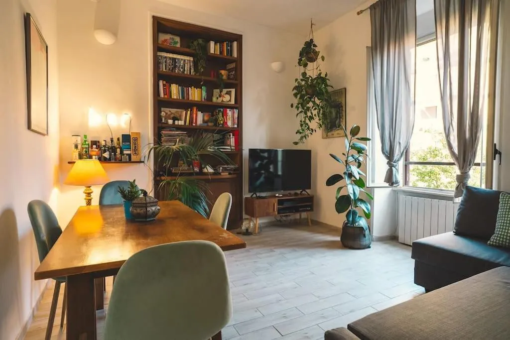 Image of Vaticano/Trastevere Floreal Suite