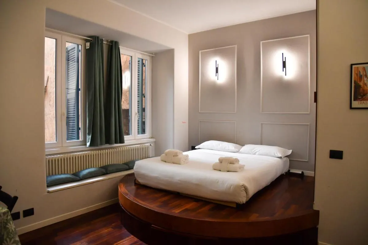 Image 1 of Vicomoro House Trastevere
