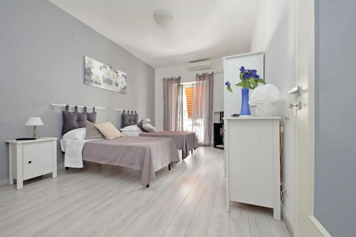 Image 1 of Victoria Apartment