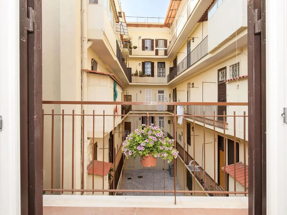 Image 5 of White Flat Termini