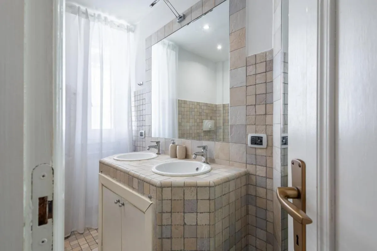 Image 2 of Your elegant Loft at Termini Station