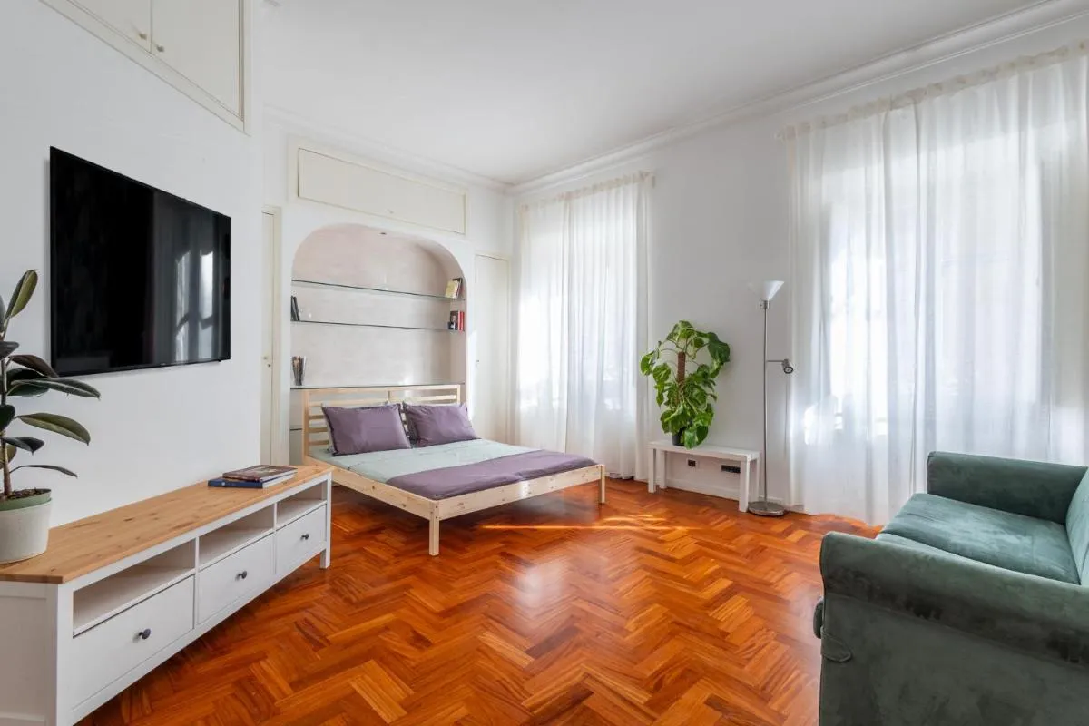 Image 4 of Your elegant Loft at Termini Station