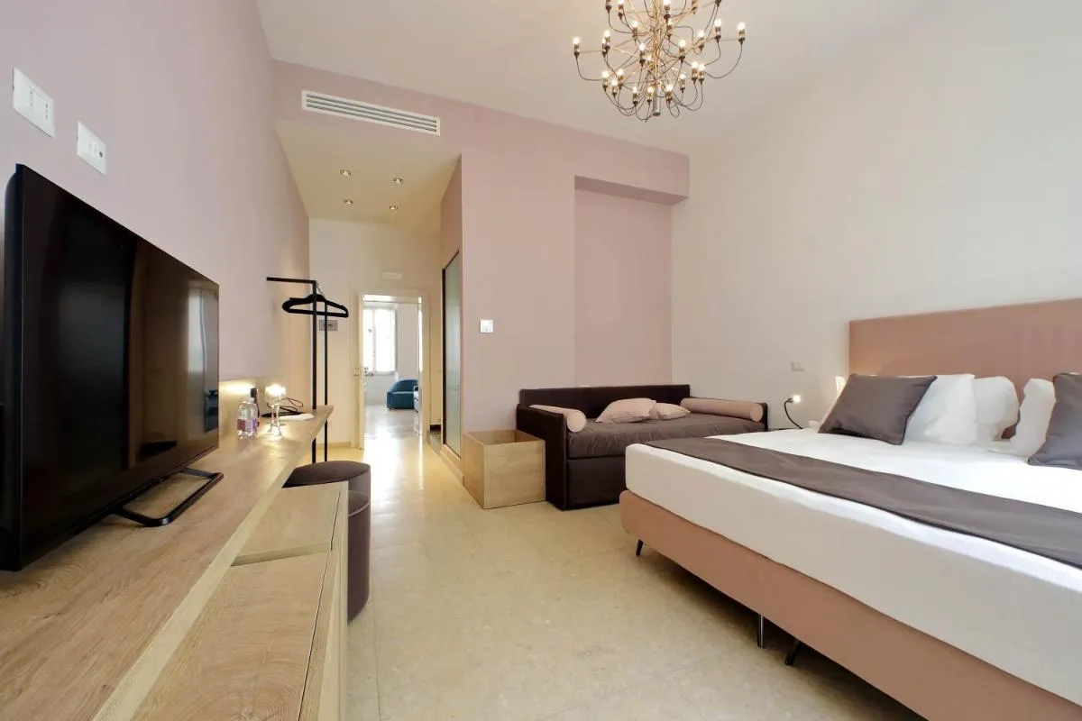Image 4 of Youroom Quattro Fontane – Rooms