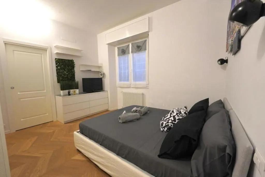 Image 4 of apartment near termini station