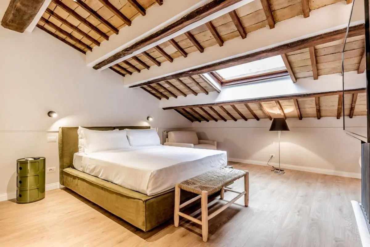 Image 1 of APT ROME – Vittoria Palace