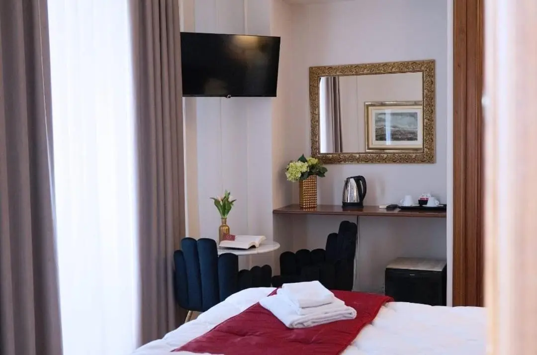 Image 2 of Affittacamere Boncompagni Suite