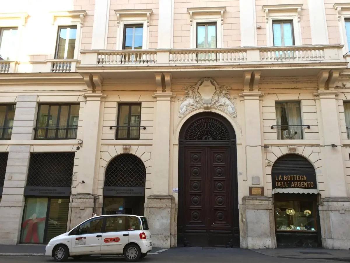 Image 5 of B&B Best Pantheon