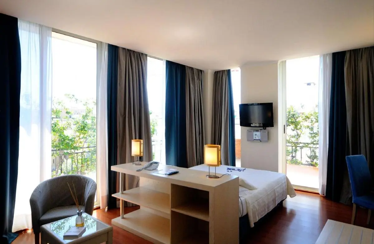 Image 1 of Best Western Hotel Globus
