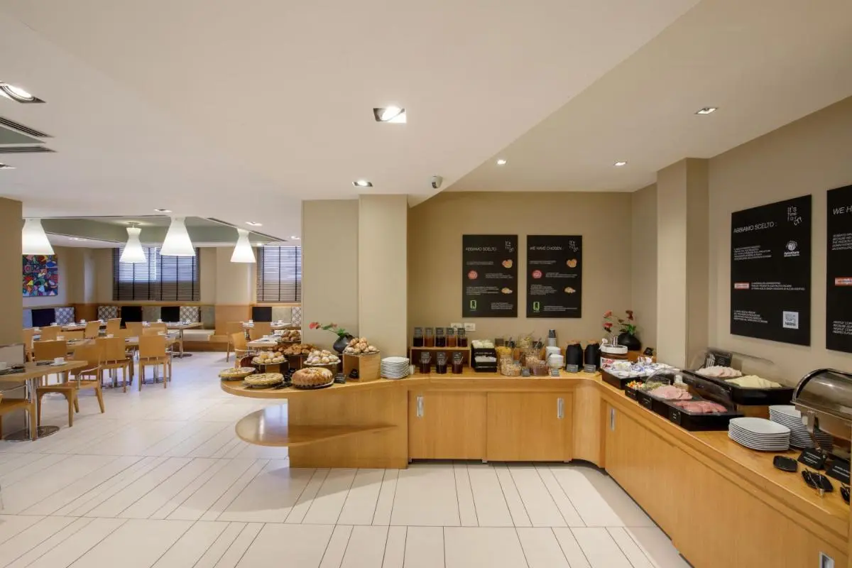 Image 3 of Best Western Hotel Globus