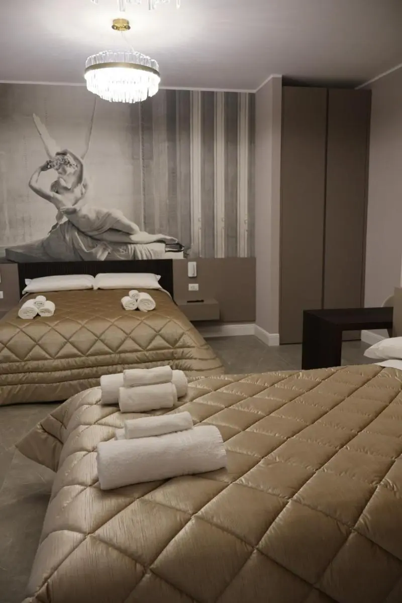 Image 1 of COLOSS IMPERIAL SUITE Guest House