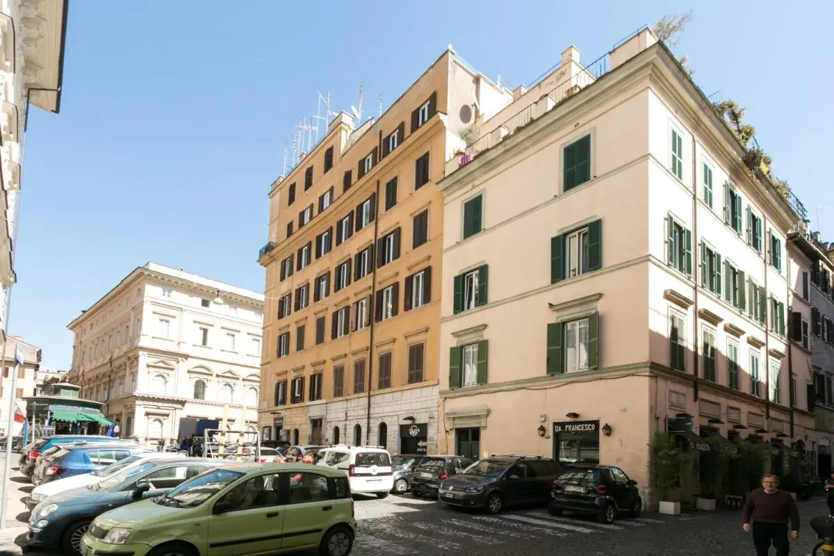 Image 4 of Campo de Fiori House