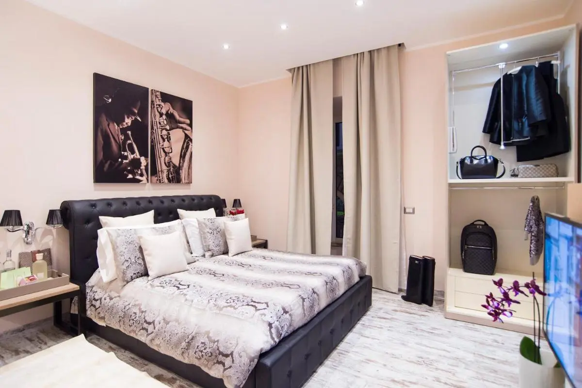 Image 1 of Colonna 18 by GHOR