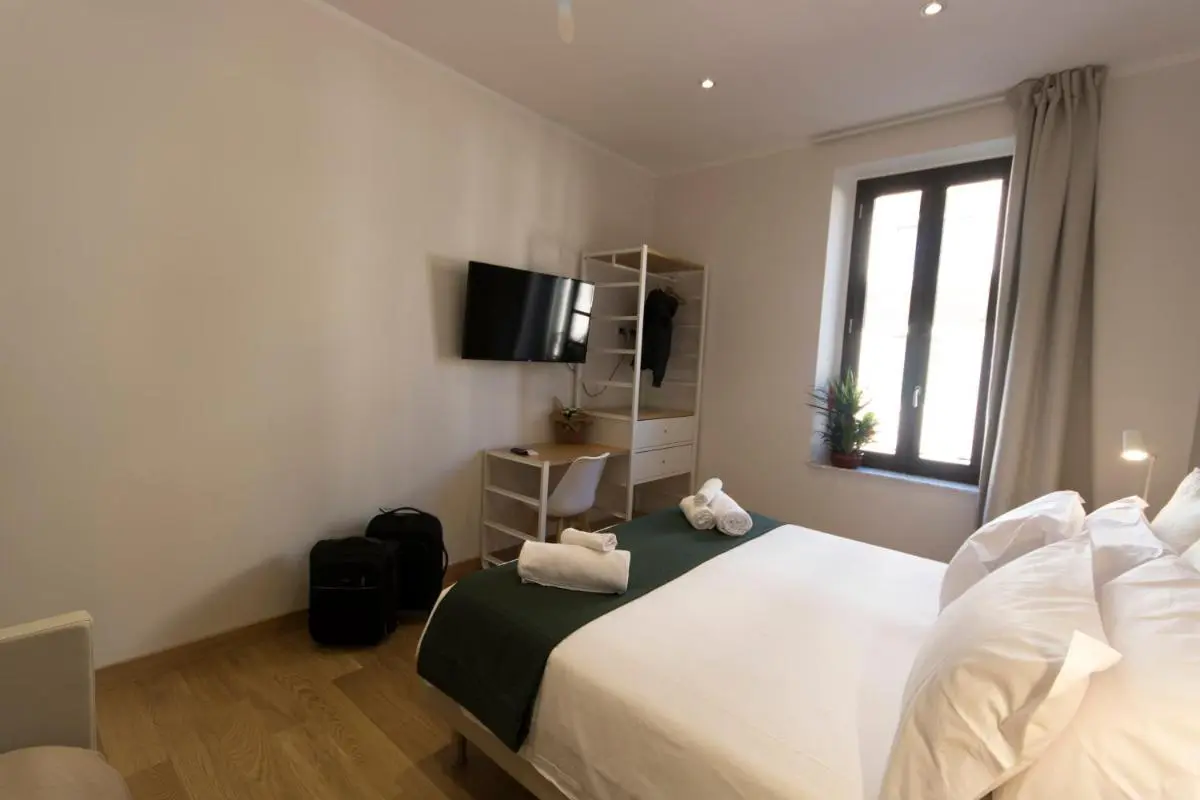 Image 2 of Colosseo Guest House