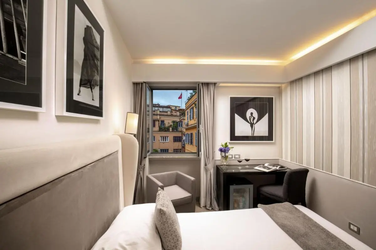 Image 3 of Condotti Palace