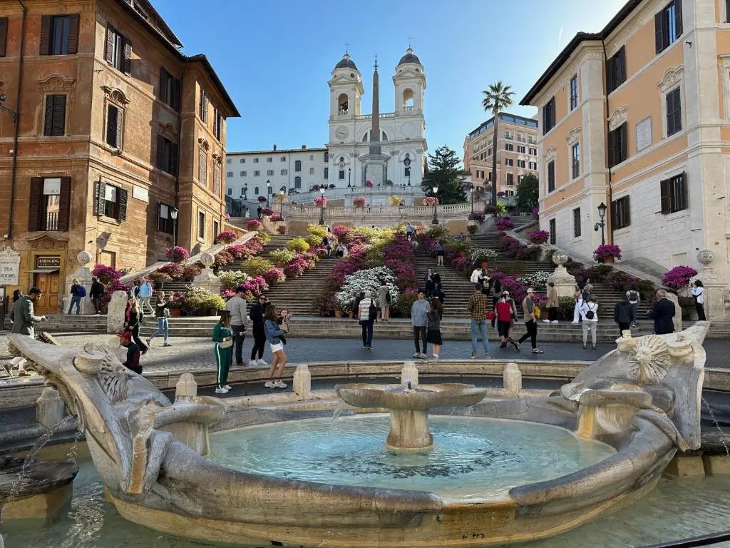 Image of Crispi 2enty at Spanish Steps