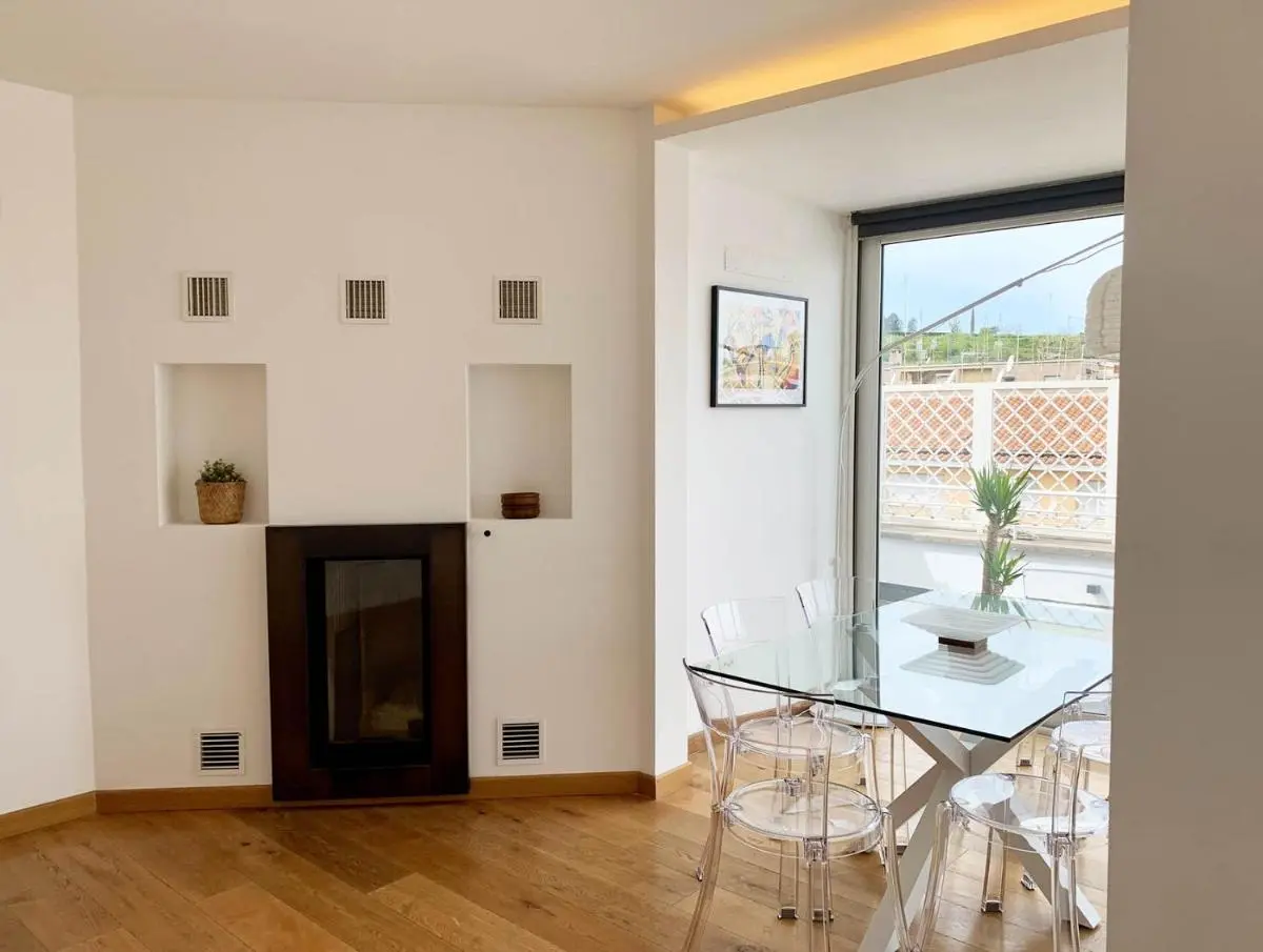 Image 4 of DaliTourism – Vatican Apartment 77