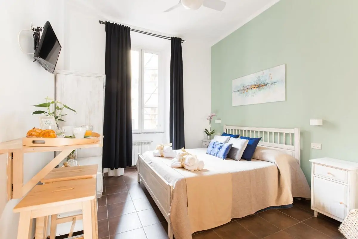 Image 1 of Domus Victoria Guest House