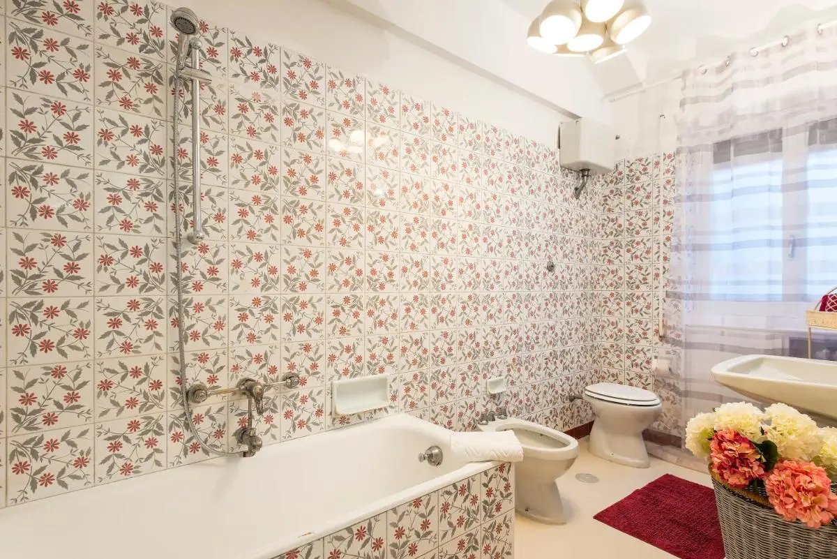 Image 2 of Domus Vintage
