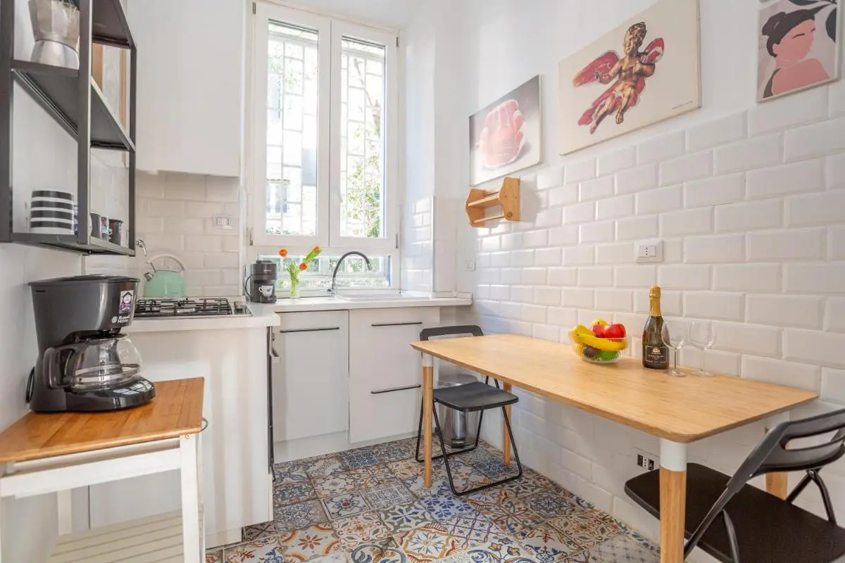 Image 6 of Elegantis Des Artistes Apartment