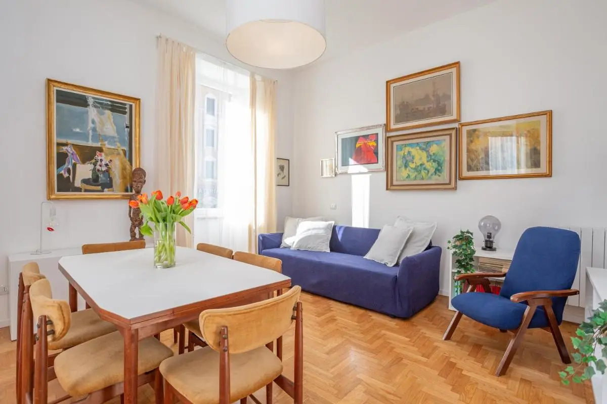 Image 2 of Elegantis Des Artistes Apartment