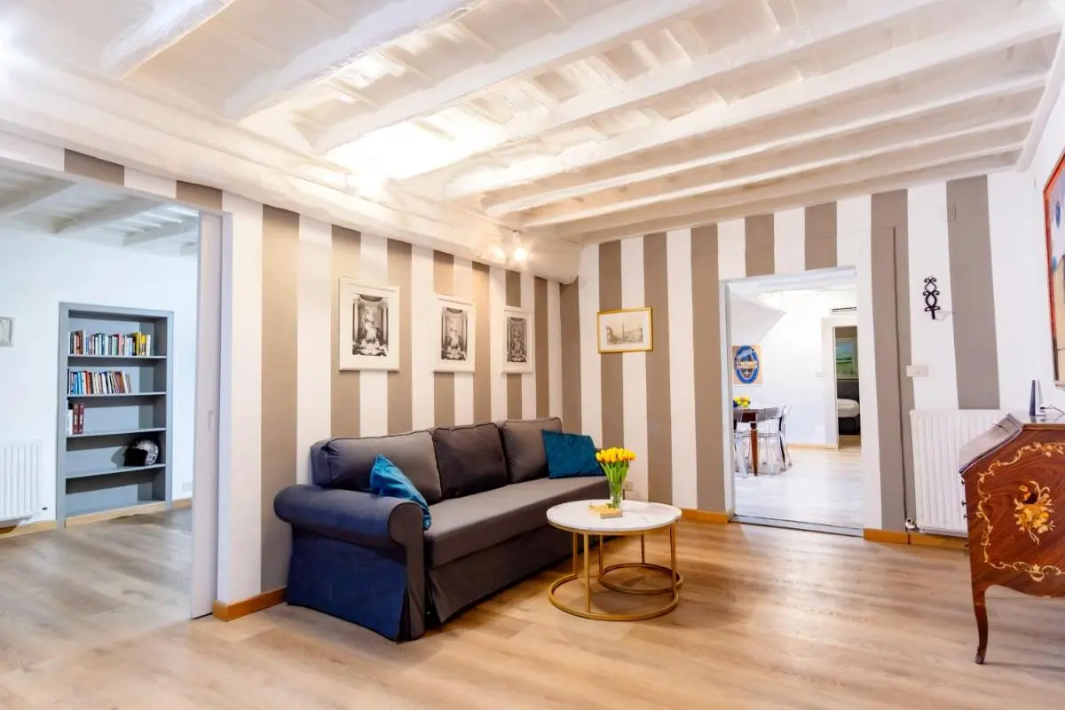 Image 4 of Elegantis Monti Suite Apartment