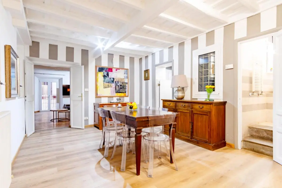 Image 3 of Elegantis Monti Suite Apartment