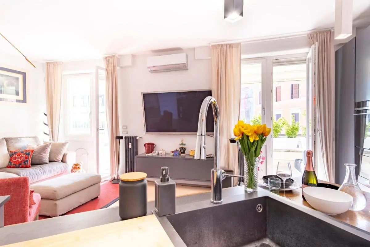 Image 4 of Elegantis Penthouse in the Heart of Rome With Private Terrace and View