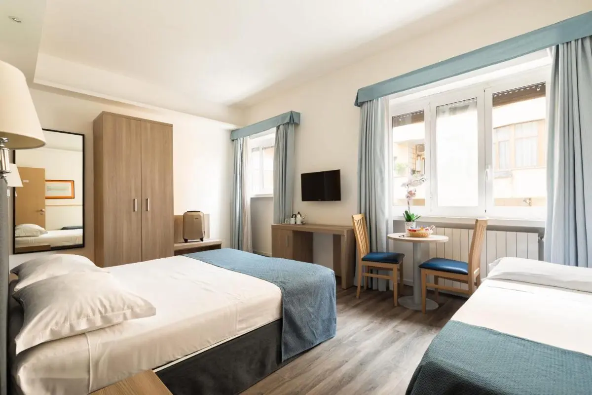 Image 6 of Fleming Suites by Hili