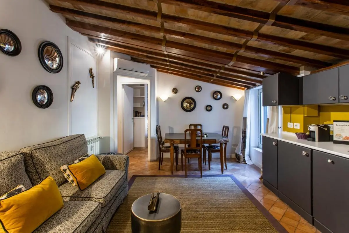Image 3 of Frattina Apartments