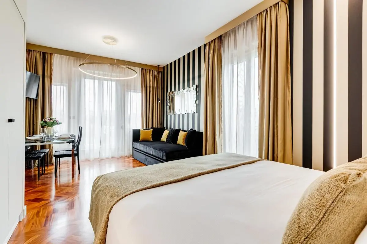 Image 6 of Frattina High-end apt